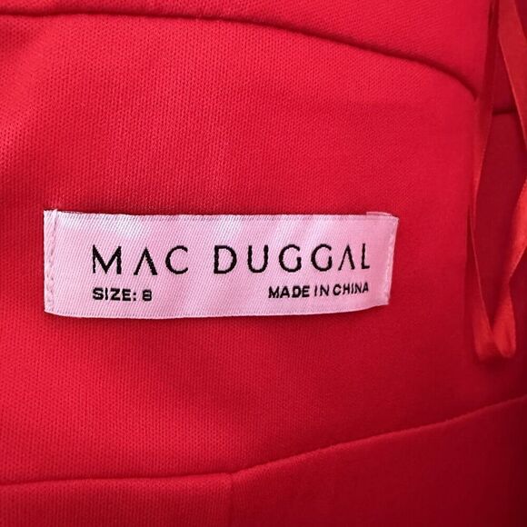 NWT Mac Duggal Bow Shoulder V-Neck Gown 49454 Women's Red 8 - Picture 5 of 6